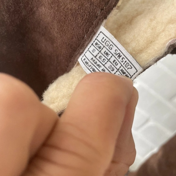 EUC UGG Dunwich Brown Leather Boots Buckle Hook Loop Knee High Winter Boots Sz 8 - Picture 8 of 10